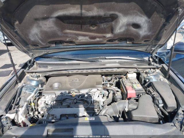 2018 TOYOTA CAMRY 4T1B11HK7JU620139 Photo 9