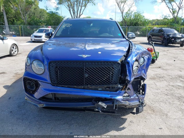 Bentley Dcu 2022 SJAAM2ZV7NC011118 Image 13