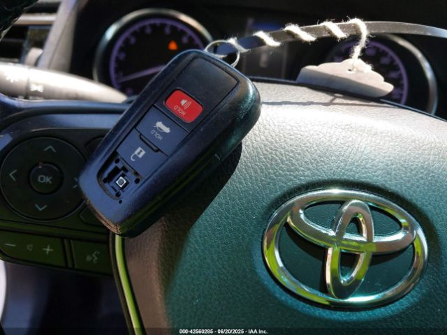 2019 TOYOTA CAMRY 4T1B11HK3KU200265 Photo 10