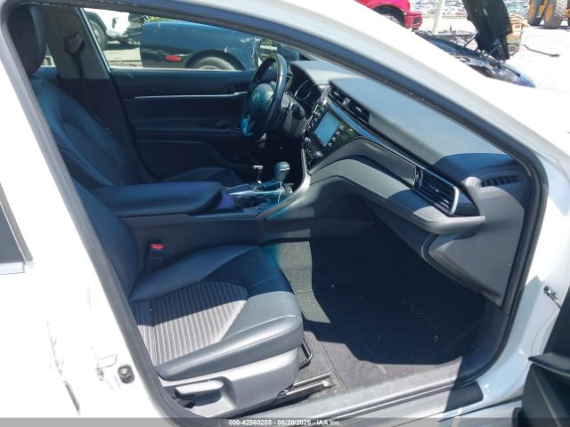 2019 TOYOTA CAMRY 4T1B11HK3KU200265 Photo 4