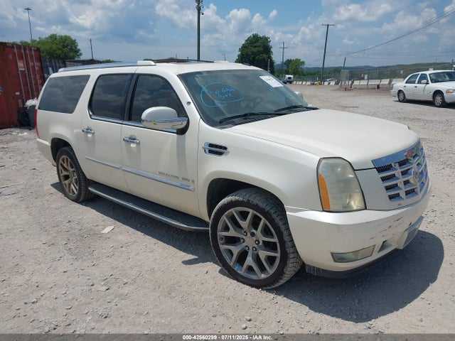 2009 Cadillac Escalade Esv Standard მანქანა იყიდება აუქციონზე, vin: 1GYFC16299R126098, აუქციონის ნომერი: 42560299