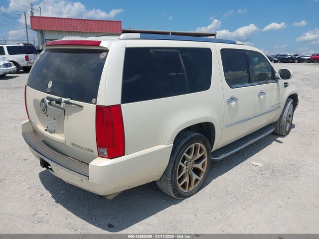 2009 Cadillac Escalade Esv Standard მანქანა იყიდება აუქციონზე, vin: 1GYFC16299R126098, აუქციონის ნომერი: 42560299