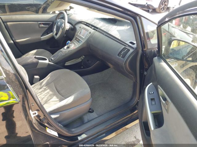 2014 TOYOTA PRIUS JTDKN3DU5E0379495 Photo 4