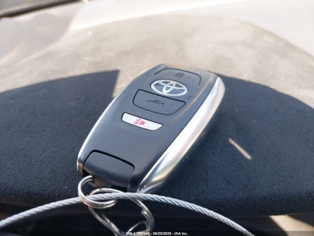 JF1ZNBF15P8761130 Toyota na