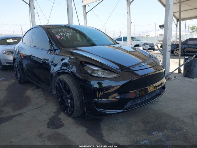 2022 TESLA MODEL Y 7SAYGDEF5NF531158 Photo 0