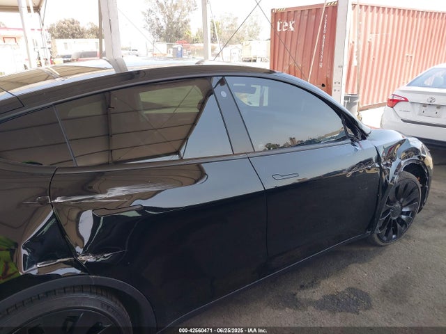 2022 TESLA MODEL Y 7SAYGDEF5NF531158 Photo 5