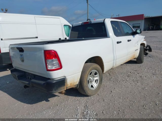 2020 RAM 1500 1C6RRECT5LN421386 Photo 3