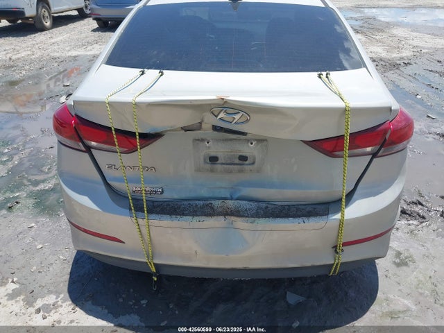 5NPD84LF9HH004242 Hyundai 2017