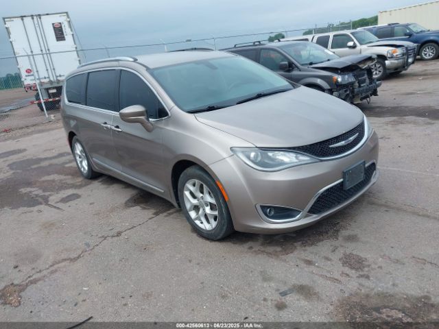 2018 CHRYSLER PACIFICA 2C4RC1BG9JR102368 Photo 0