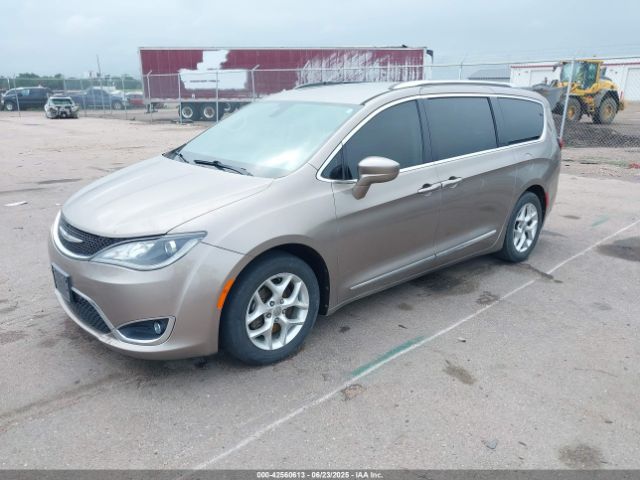 2018 CHRYSLER PACIFICA 2C4RC1BG9JR102368 Photo 1