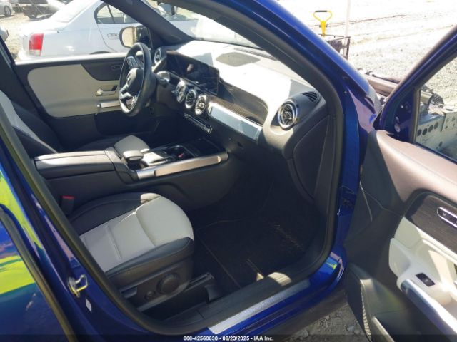 2022 MERCEDES-BENZ GLB 250 W1N4M4GBXNW204421 Photo 4