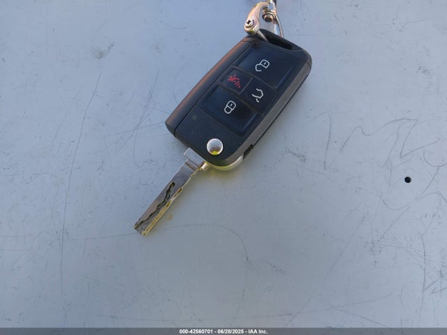 3VWC57BU7KM052083 Volkswagen 1.4 tsi