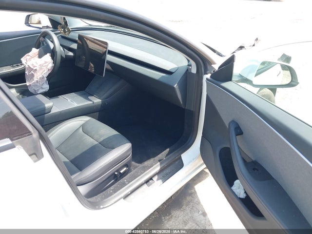 2024 TESLA MODEL 3 5YJ3E1EA5RF742009 Photo 4