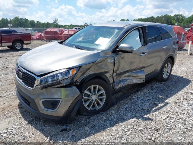 5XYPG4A38HG275907 KIA Sorento
