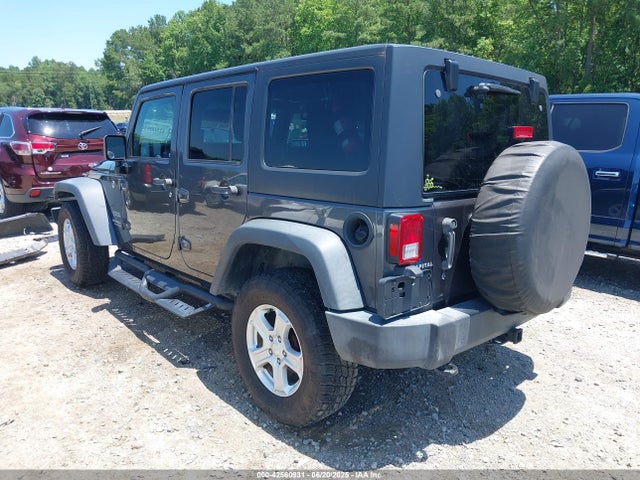 42560931 :رقم المزاد ، 1C4BJWDG0HL678239 vin ، 2017 Jeep Wrangler Unlimited Sport 4x4 مزاد بيع