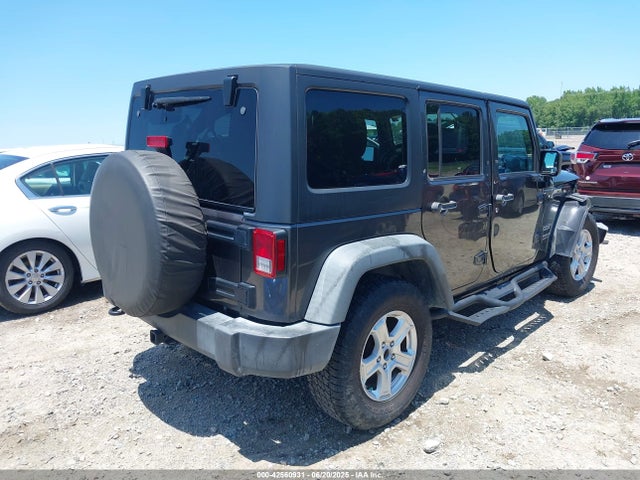 42560931 :رقم المزاد ، 1C4BJWDG0HL678239 vin ، 2017 Jeep Wrangler Unlimited Sport 4x4 مزاد بيع