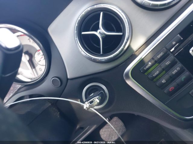 2014 MERCEDES-BENZ CLA 250 WDDSJ4EB6EN045368 Photo 10