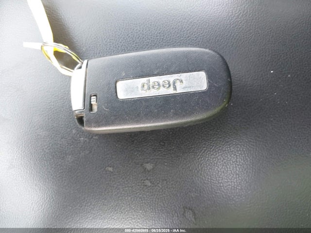 1C4RJFBG1EC505231 Jeep Grand Cherokee