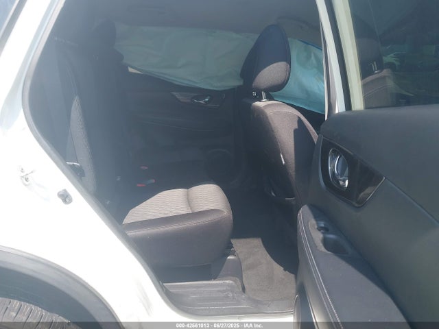 JN8AT2MV2JW347183 Nissan Rogue