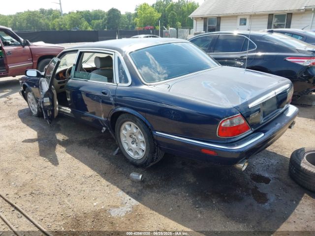 1998 JAGUAR XJ8 SAJHX6246WC834672 Photo 2