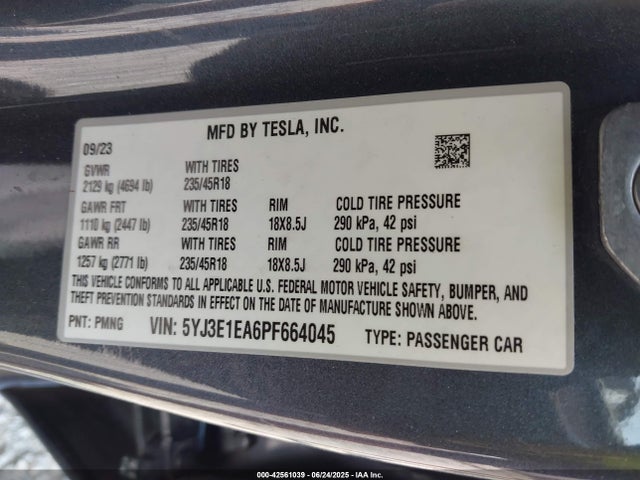 2023 TESLA MODEL 3 5YJ3E1EA6PF664045 Photo 8