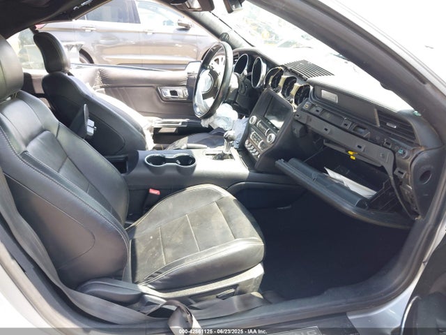 1FATP8UH2M5120162 Ford 2021