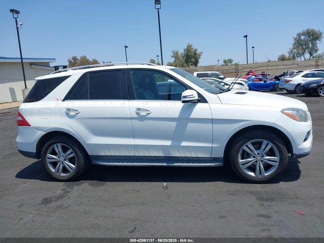 4JGDA5JB7FA445796 Mercedes-Benz 2015