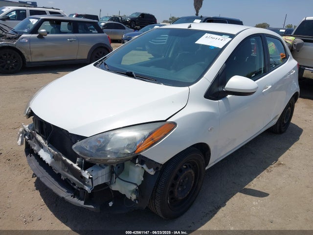 JM1DE1KZ8E0186057 Mazda zy california