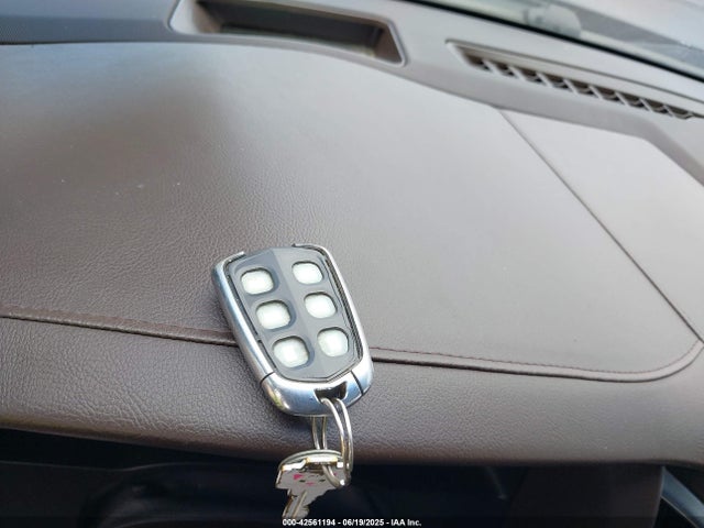 2017 CADILLAC ESCALADE ESV 1GYS4HKJ4HR120256 Photo 10