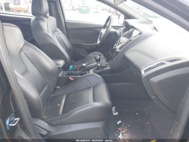 2017 FORD FOCUS ST 1FADP3L92HL234049 Photo 4