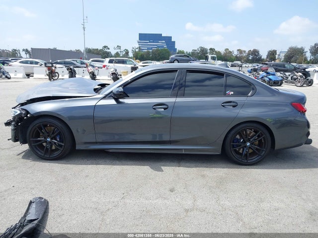 3MW5U7J01M8B86898 BMW M340I