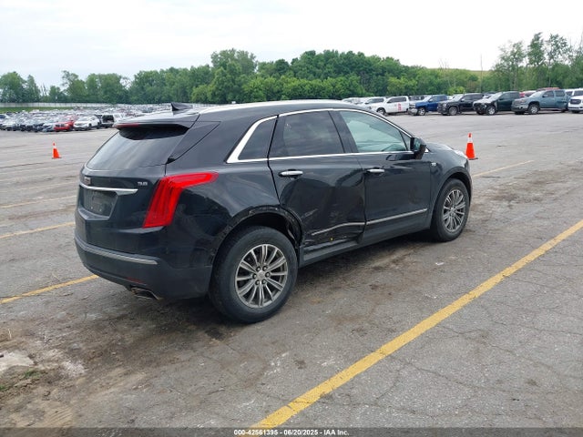 2017 CADILLAC XT5 1GYKNBRS9HZ123825 Photo 3