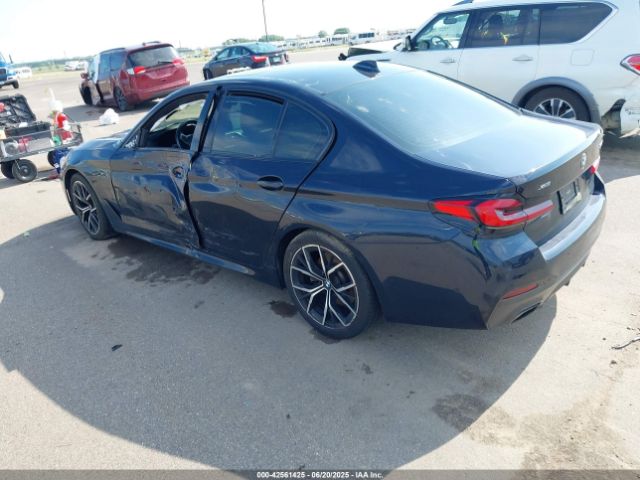 2021 BMW 530I WBA13BJ04MCG25558 Photo 2