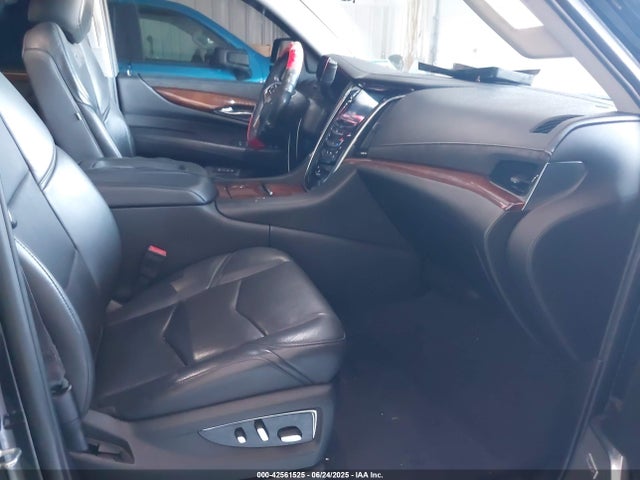 2017 CADILLAC ESCALADE ESV 1GYS4HKJ4HR292710 Photo 4