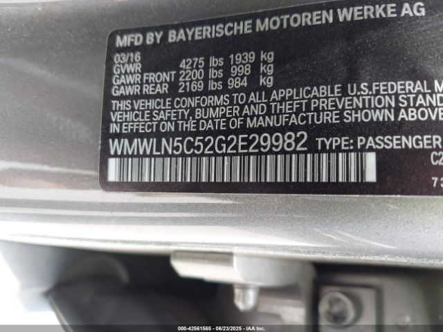 2016 MINI CLUBMAN WMWLN5C52G2E29982 Photo 8