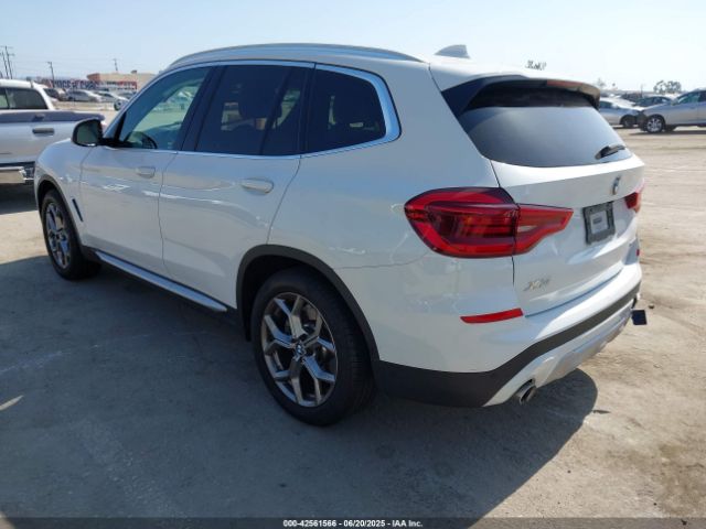 2021 BMW X3 5UXTY3C00M9G50081 Photo 2
