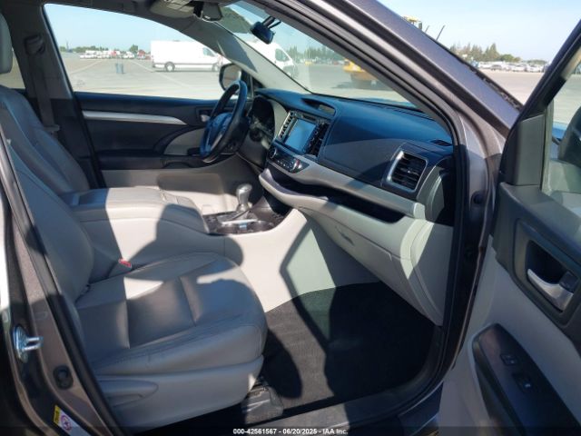 5TDKKRFH3GS142256 Toyota 2gr-fe