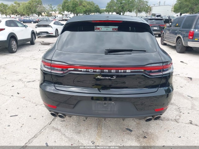 Porsche Macan 2019 WP1AB2A59KLB33036 Image 16