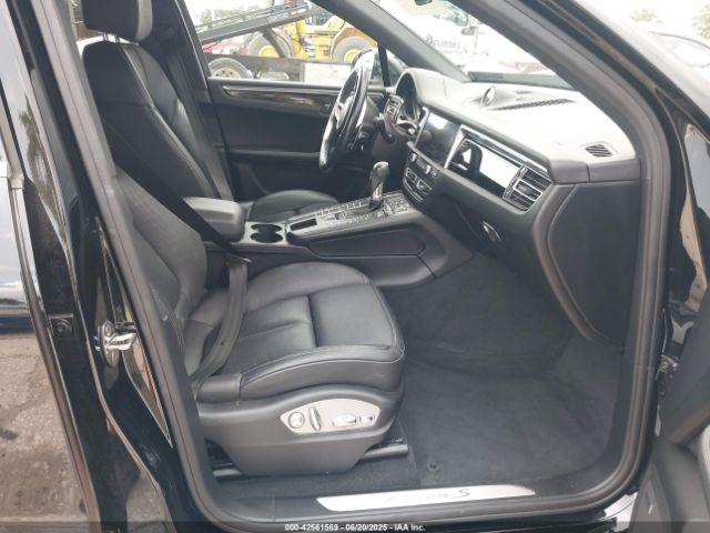 2019 PORSCHE MACAN WP1AB2A59KLB33036 Photo 4