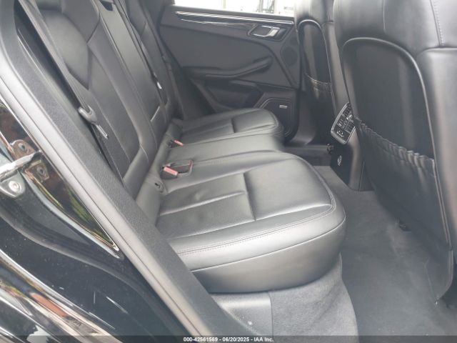 2019 PORSCHE MACAN WP1AB2A59KLB33036 Photo 7