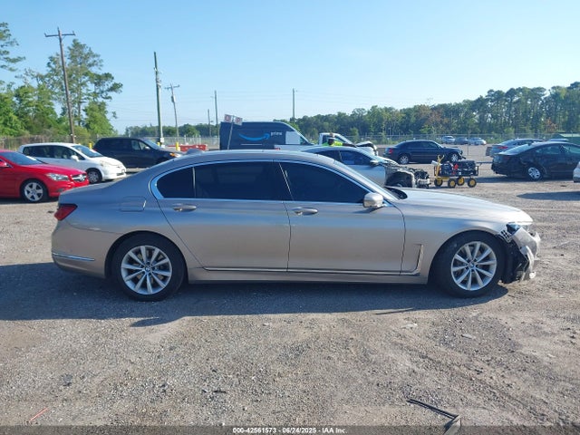 BMW 740LI 2022 WBA7T2C05NCH19232 Image 13