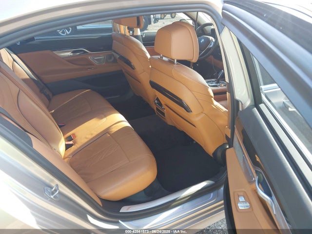 BMW 740LI 2022 WBA7T2C05NCH19232 Image 8