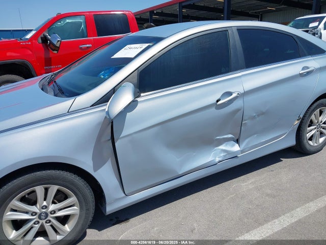 Hyundai gamma 2014 5NPEB4AC3EH920571 Image 6