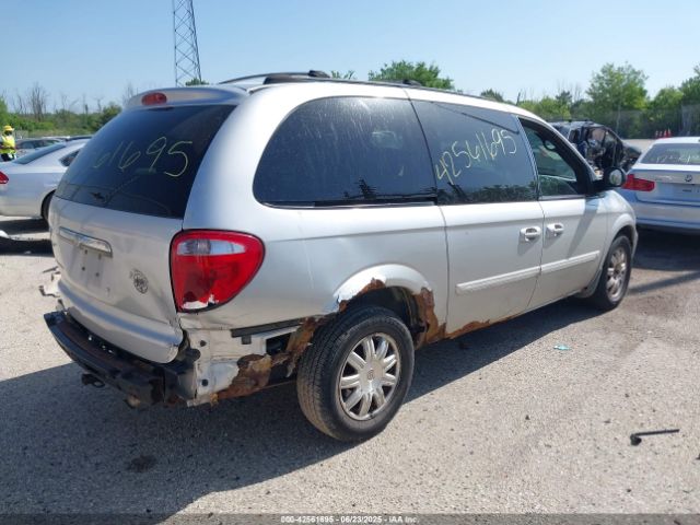 2004 CHRYSLER TOWN & COUNTRY 2C4GP54L34R603998 Photo 3
