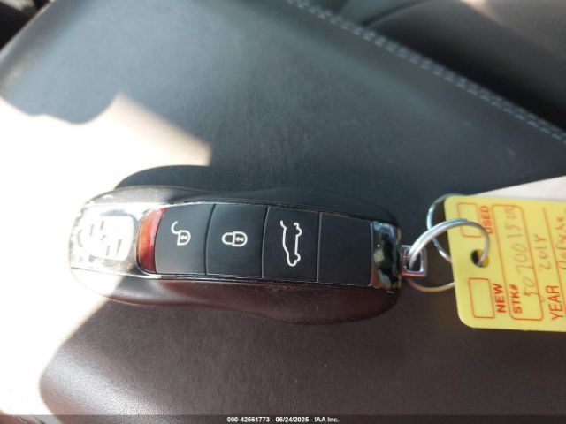 2018 PORSCHE MACAN WP1AG2A57JLB64544 Photo 10