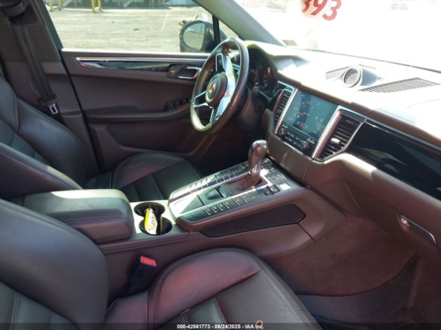 2018 PORSCHE MACAN WP1AG2A57JLB64544 Photo 4