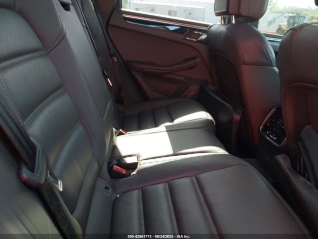 2018 PORSCHE MACAN WP1AG2A57JLB64544 Photo 7