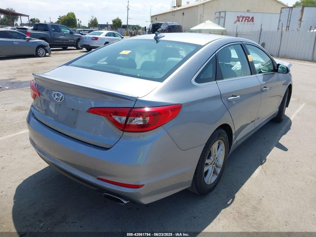 5NPE24AF9HH530976 Hyundai 2017