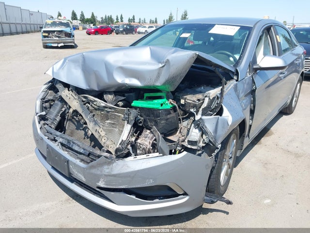 5NPE24AF9HH530976 Hyundai 2017