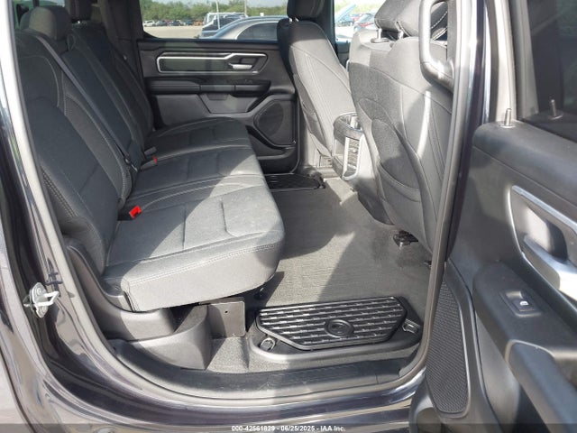 RAM 1500 2020 1C6RREFT6LN401756 Image 8